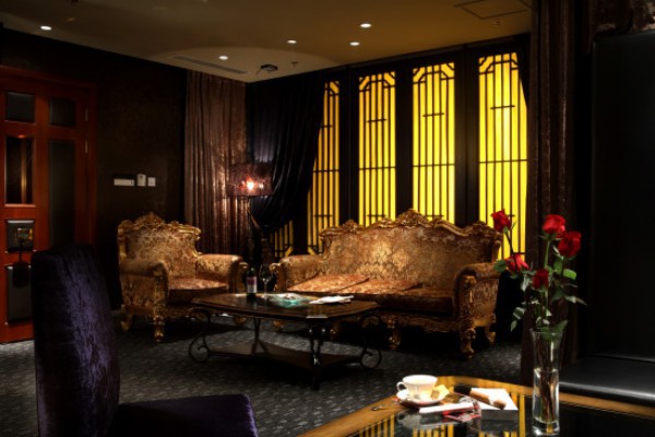 重庆古镇夜色浓，老街风情醉人心